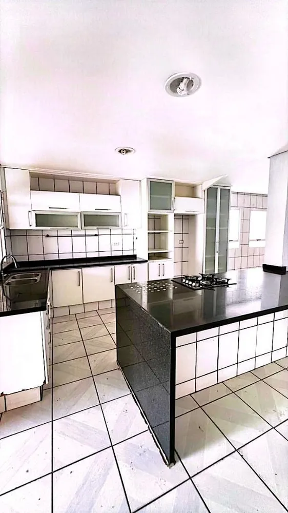 Casa, 4 quartos, 250 m² - Foto 7