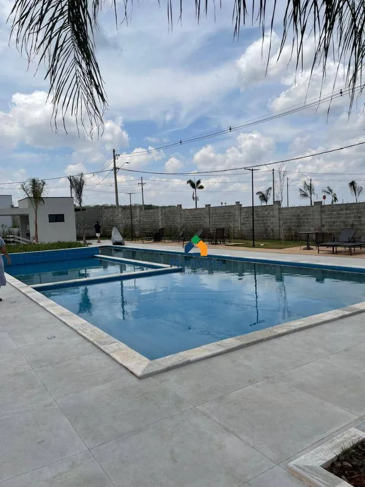 Loteamento e Condomínio, 300 m² - Foto 1