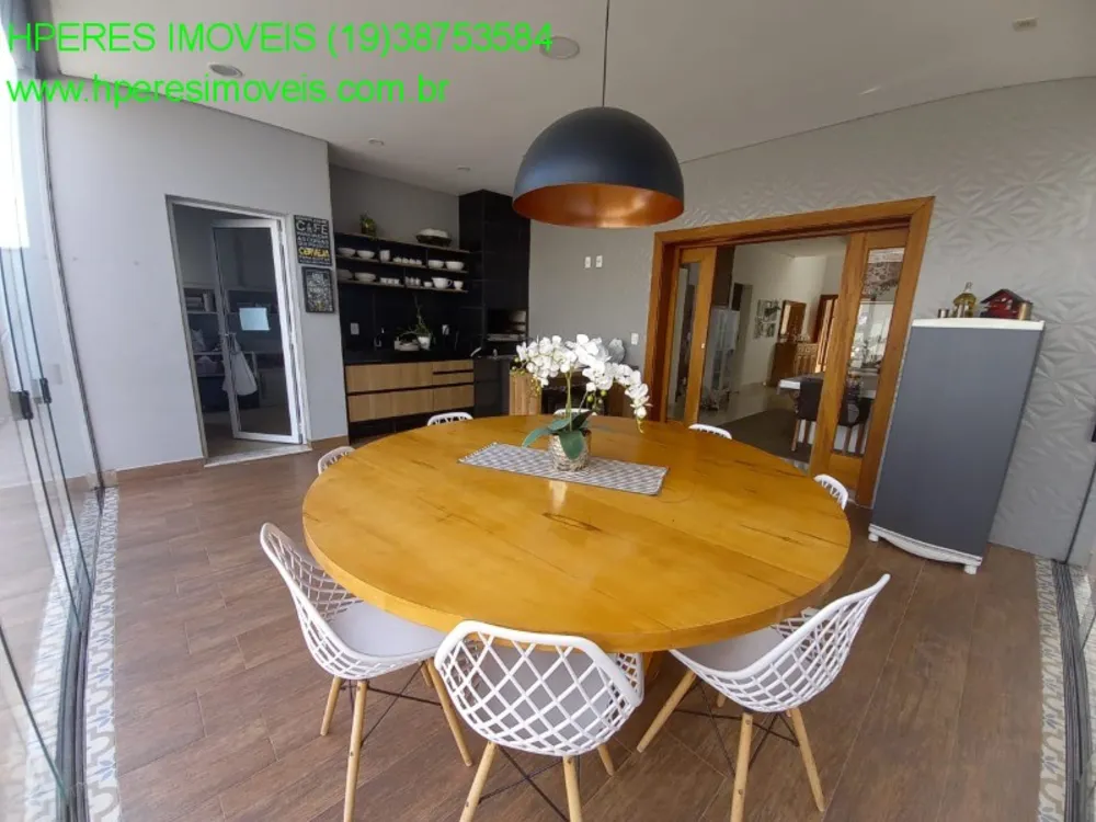 Casa, 3 quartos, 251 m² - Foto 3