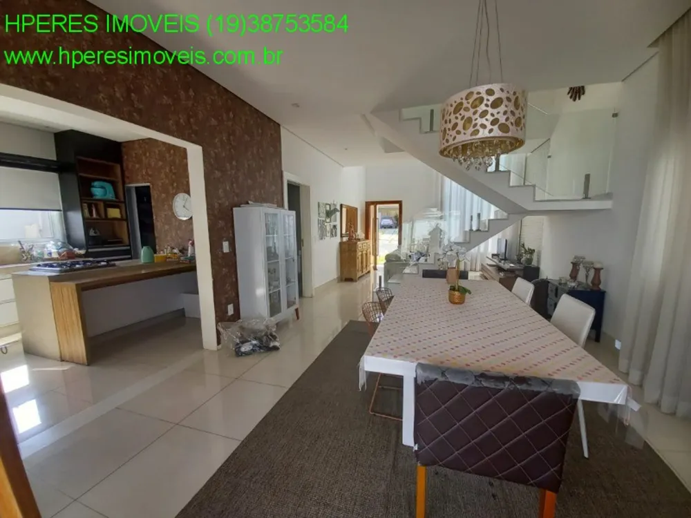 Casa, 3 quartos, 251 m² - Foto 2