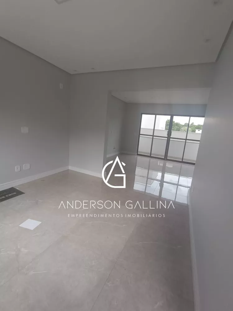 Casa à venda com 2 quartos, 151m² - Foto 3