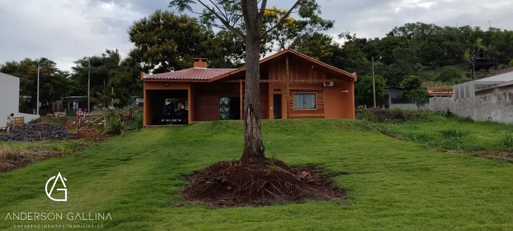 Casa à venda com 3 quartos, 1200m² - Foto 2