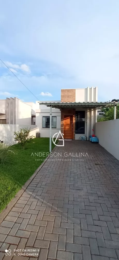 Casa à venda com 2 quartos, 150m² - Foto 1