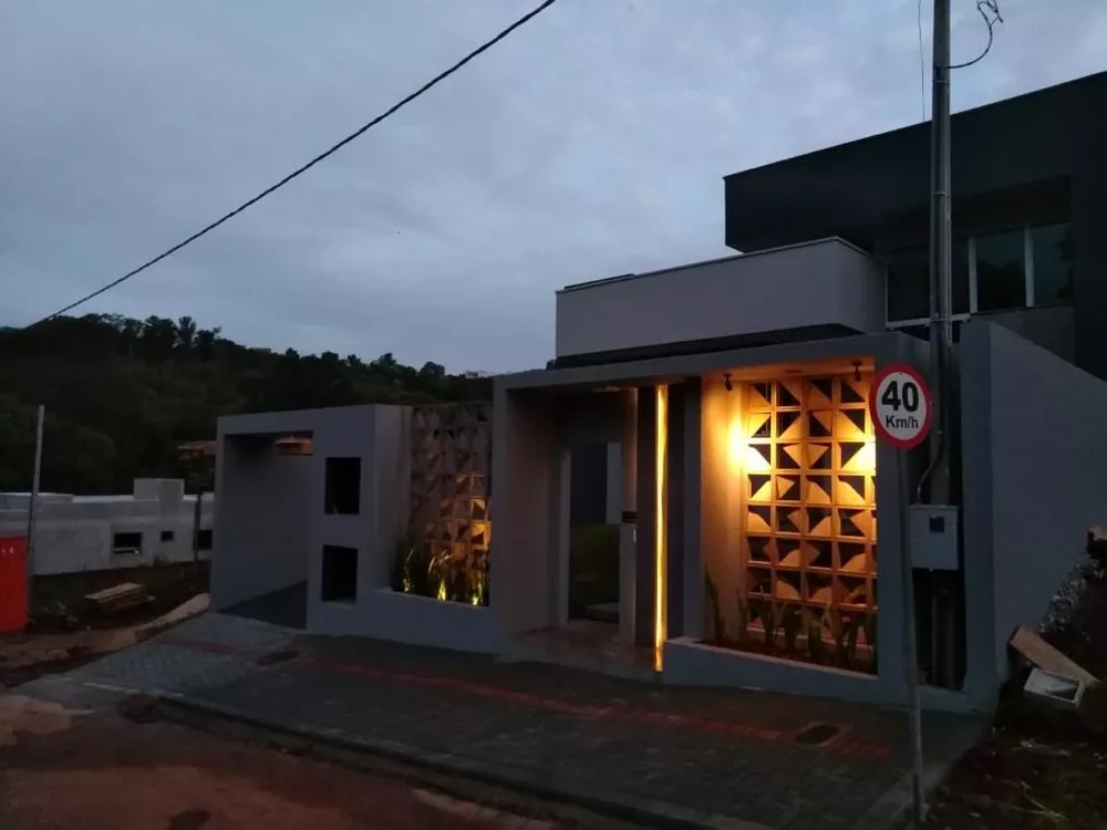Casa, 3 quartos - Foto 1