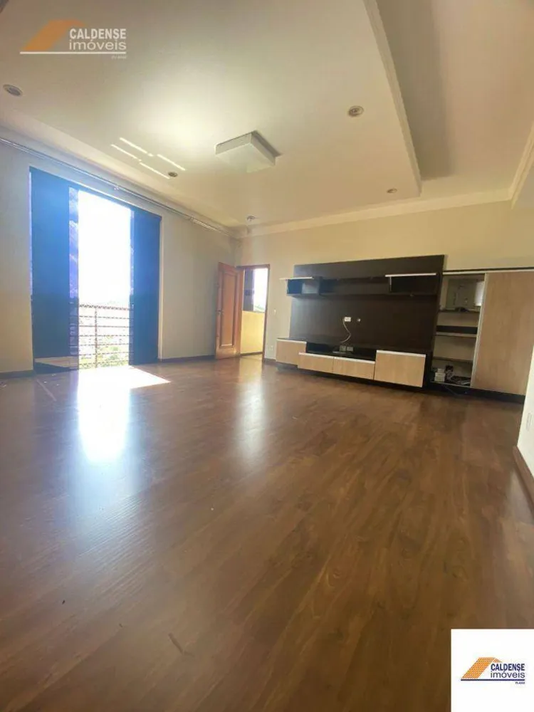 Apartamento, 3 quartos, 290 m² - Foto 2