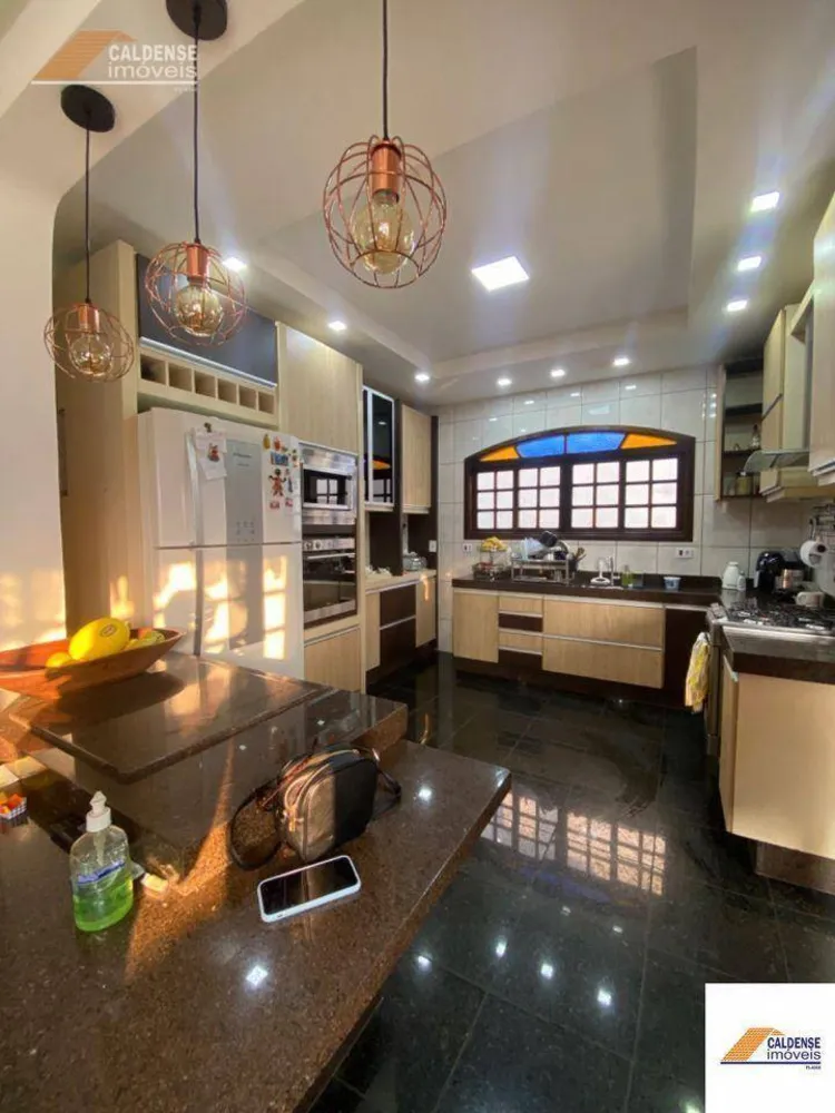 Casa, 3 quartos, 231 m² - Foto 5