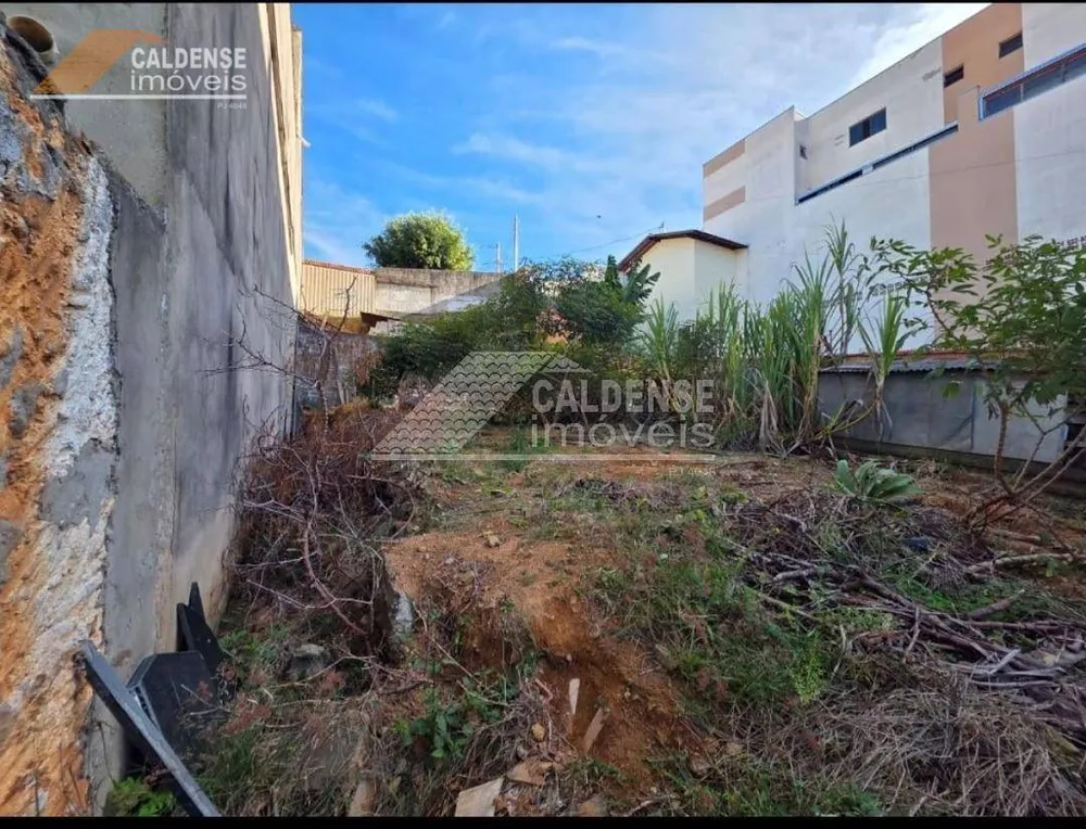 Terreno, 305 m² - Foto 1