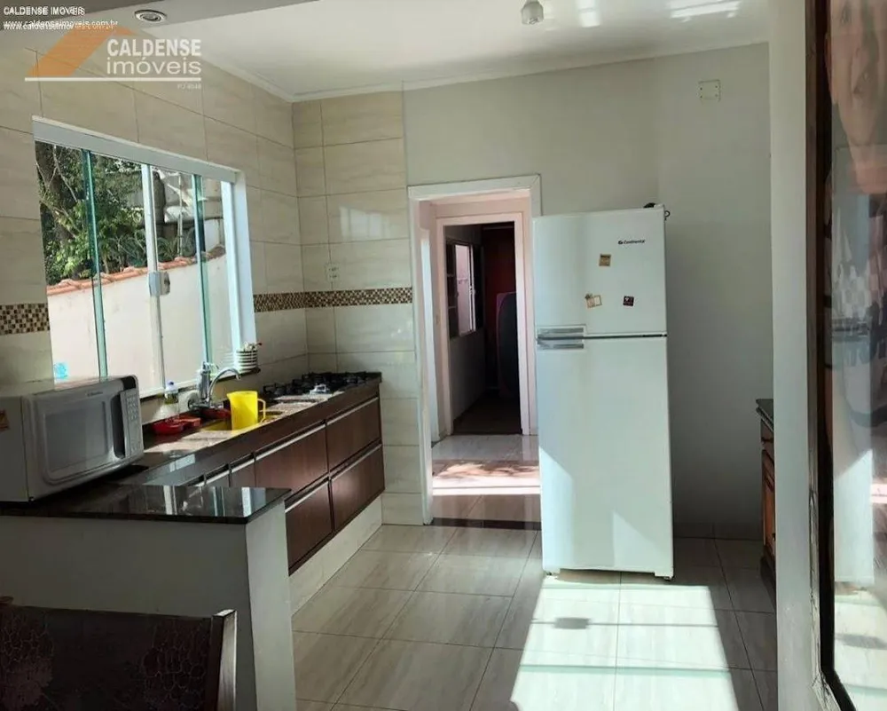 Casa, 4 quartos, 230 m² - Foto 3