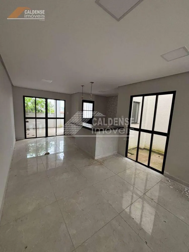 Casa, 3 quartos, 135 m² - Foto 2