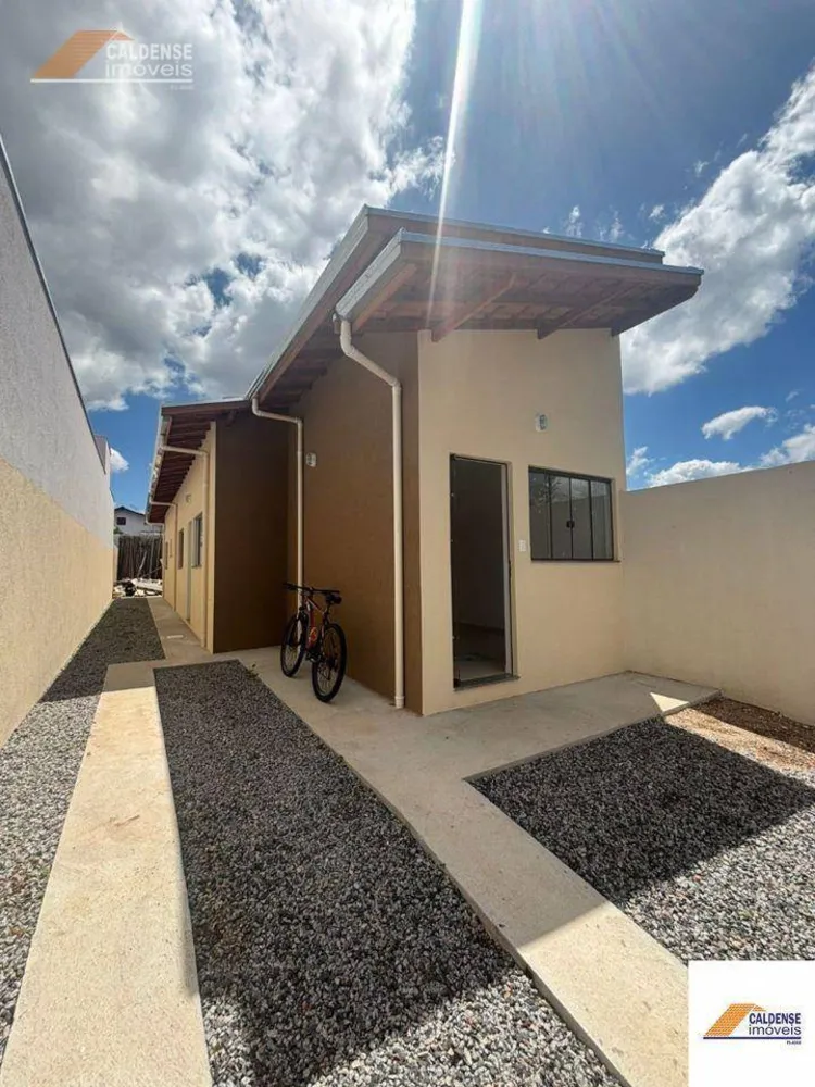 Casa, 2 quartos, 70 m² - Foto 1