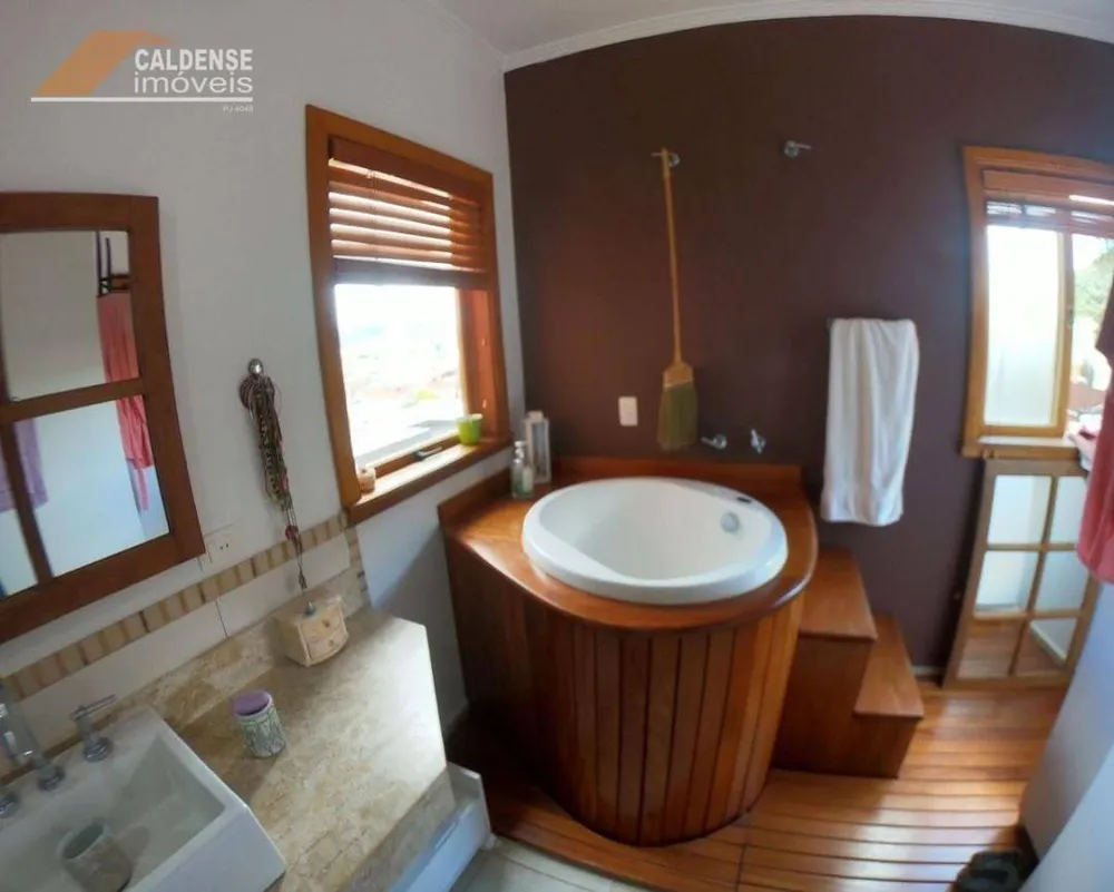 Casa, 4 quartos, 200 m² - Foto 10