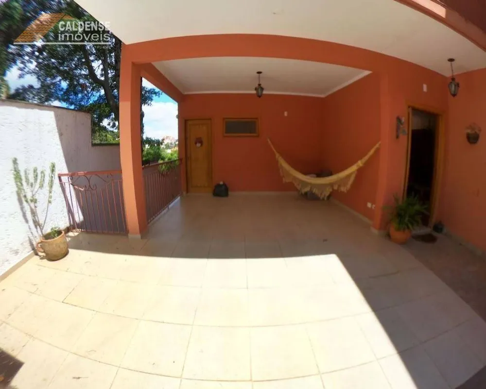 Casa, 4 quartos, 200 m² - Foto 1