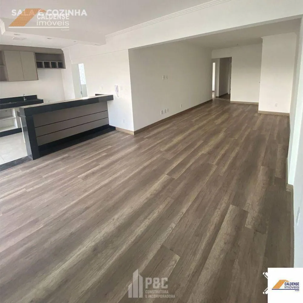 Apartamento, 3 quartos, 130 m² - Foto 3