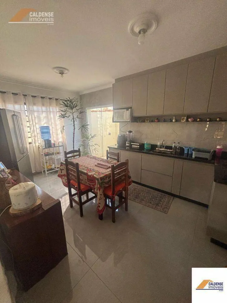 Casa, 3 quartos, 220 m² - Foto 4
