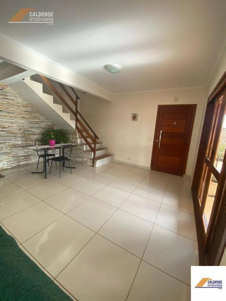 Chácara, 3 quartos, 2609 m² - Foto 7