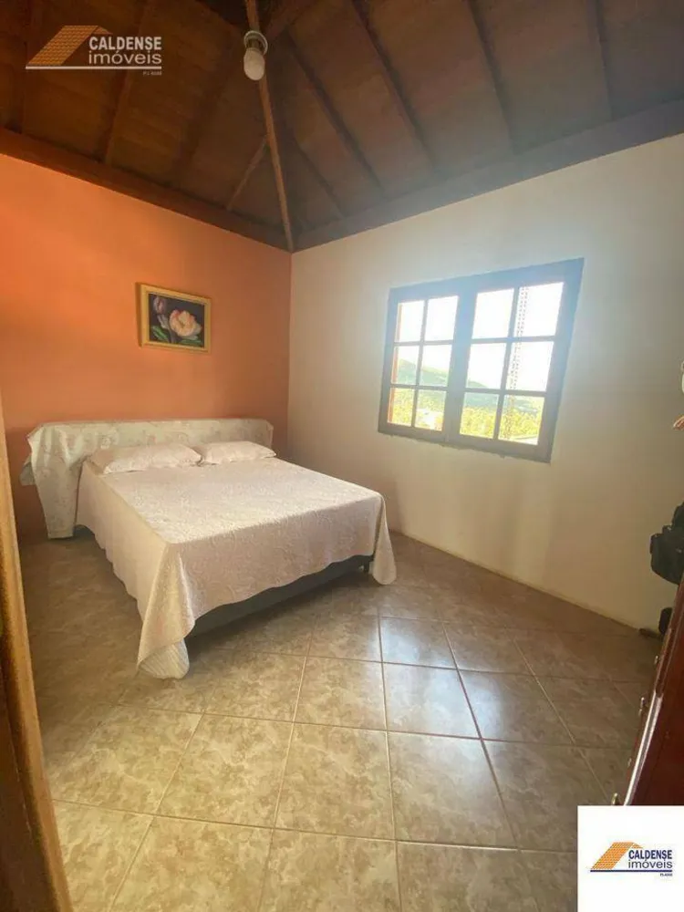 Chácara, 3 quartos, 2609 m² - Foto 11