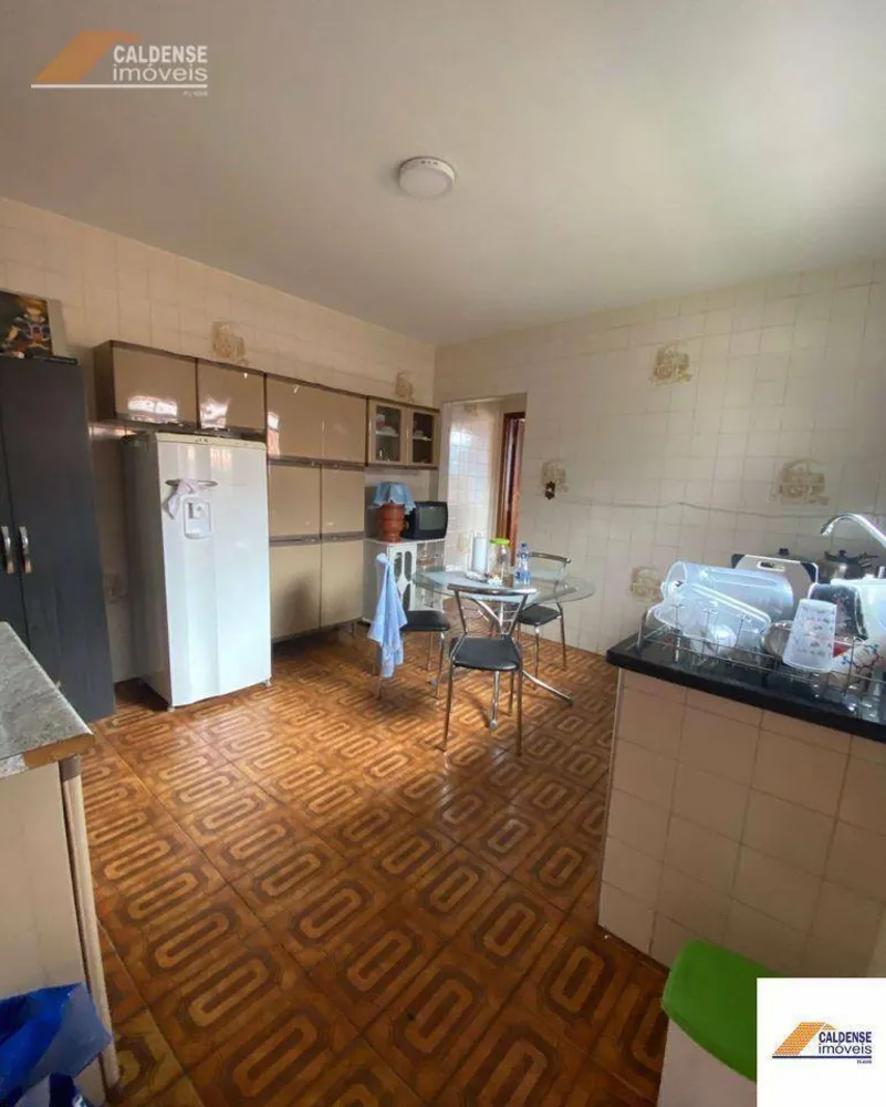 Casa, 4 quartos, 240 m² - Foto 3