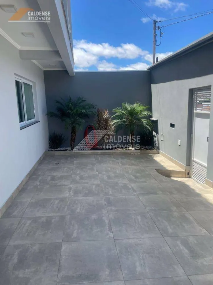 Casa, 3 quartos, 228 m² - Foto 3