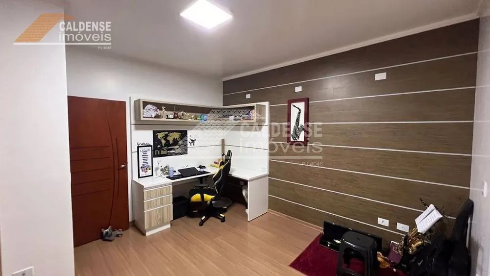 Casa, 3 quartos, 228 m² - Foto 15