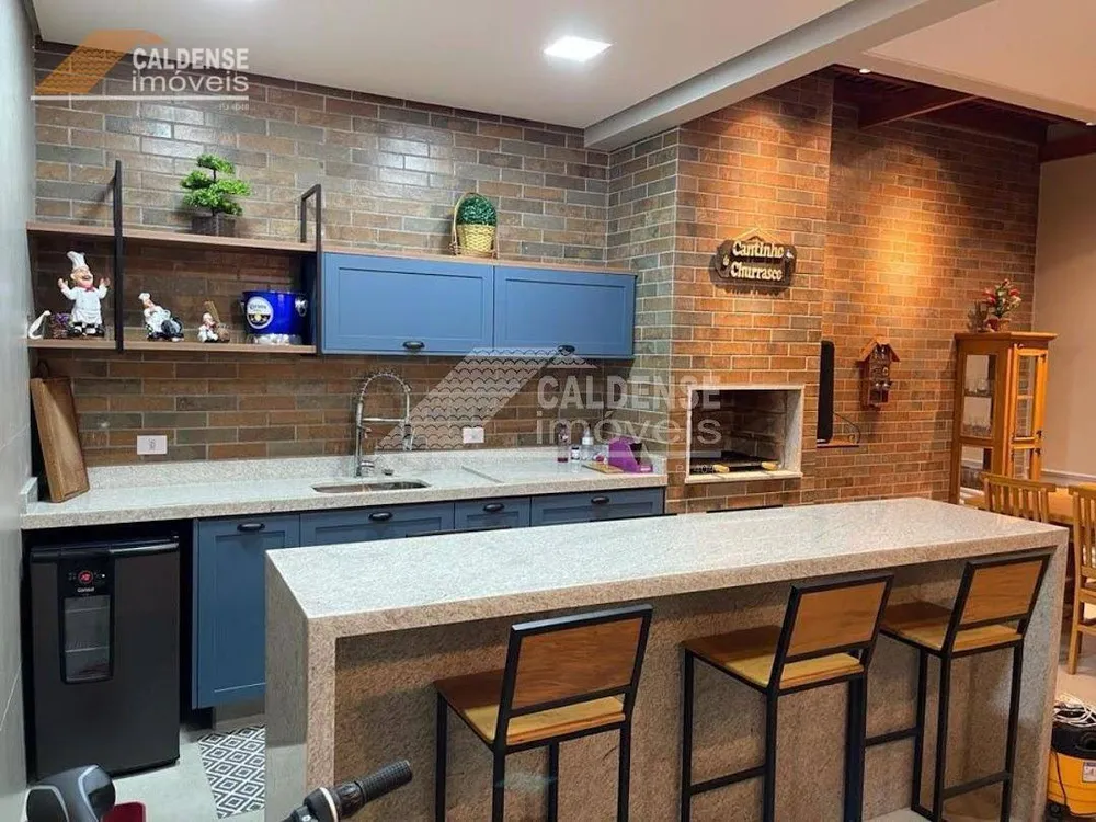 Casa, 3 quartos, 228 m² - Foto 5