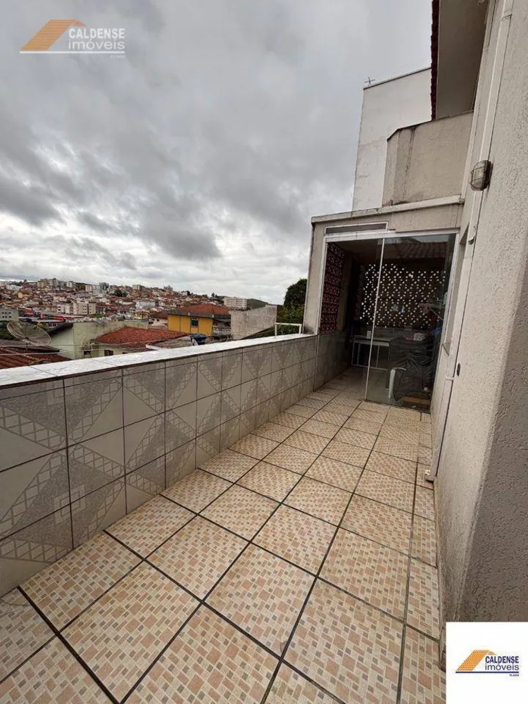 Casa, 6 quartos, 260 m² - Foto 3