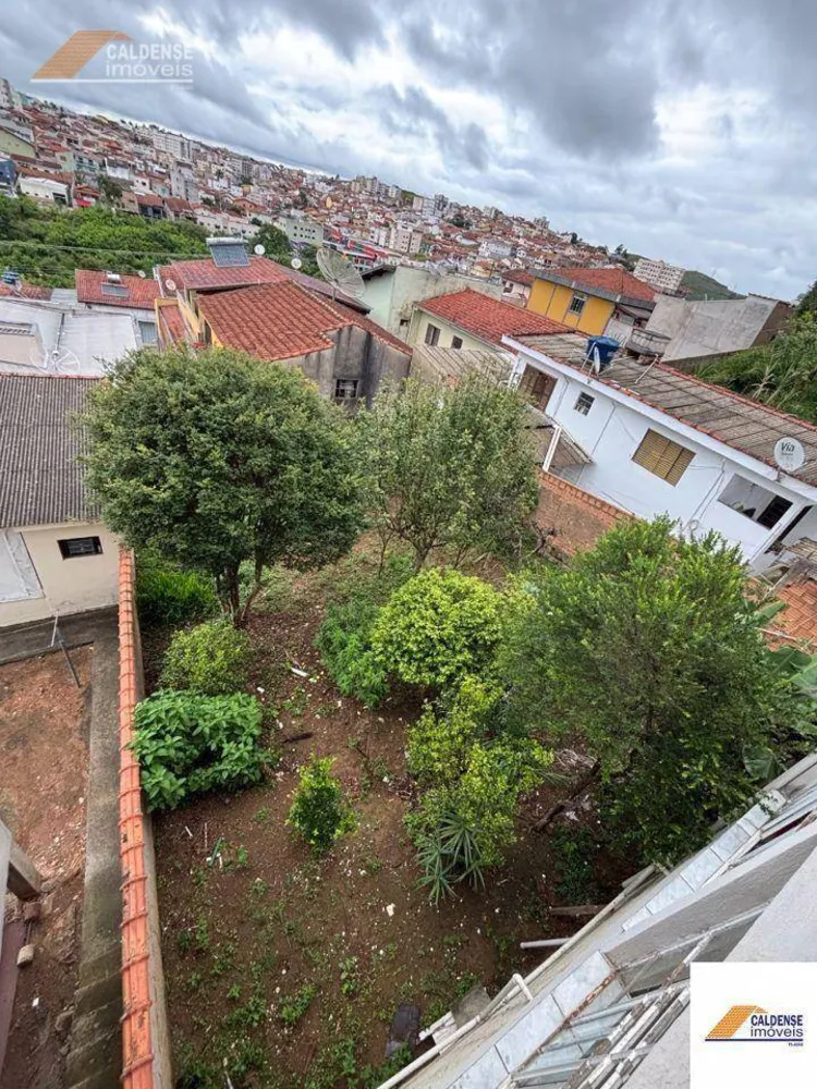 Casa, 6 quartos, 260 m² - Foto 4