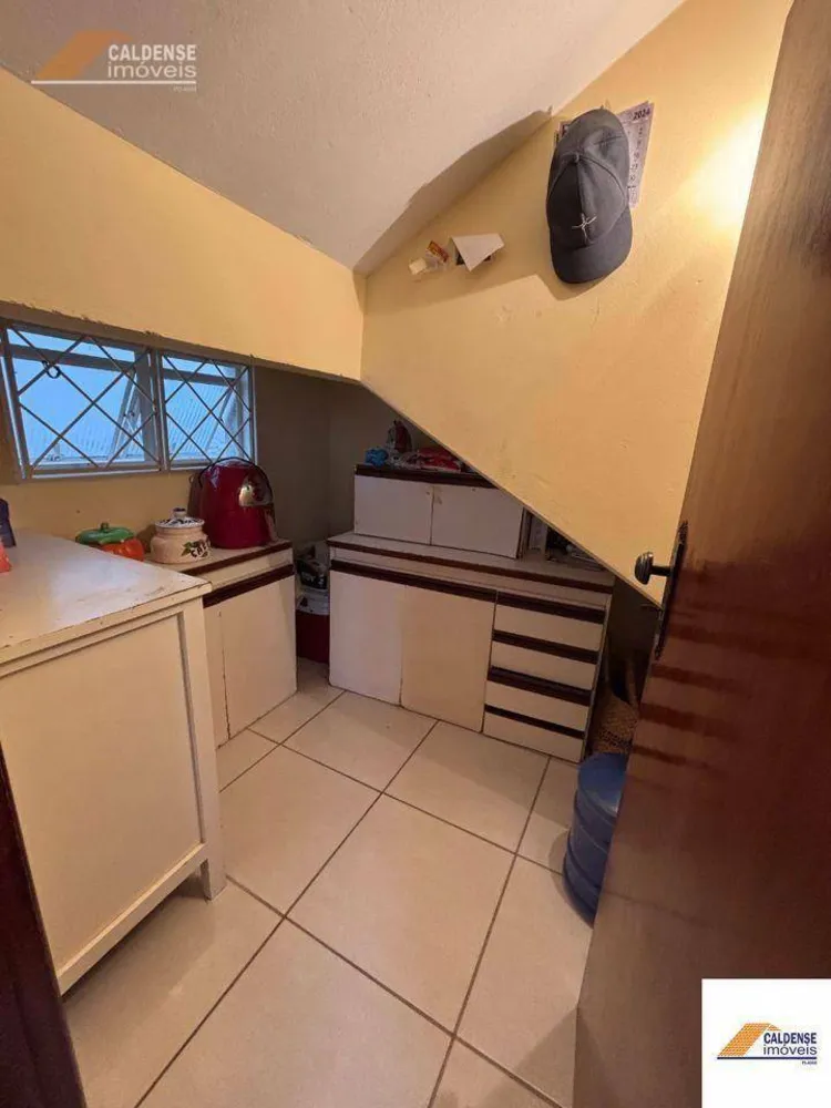 Casa, 6 quartos, 260 m² - Foto 9