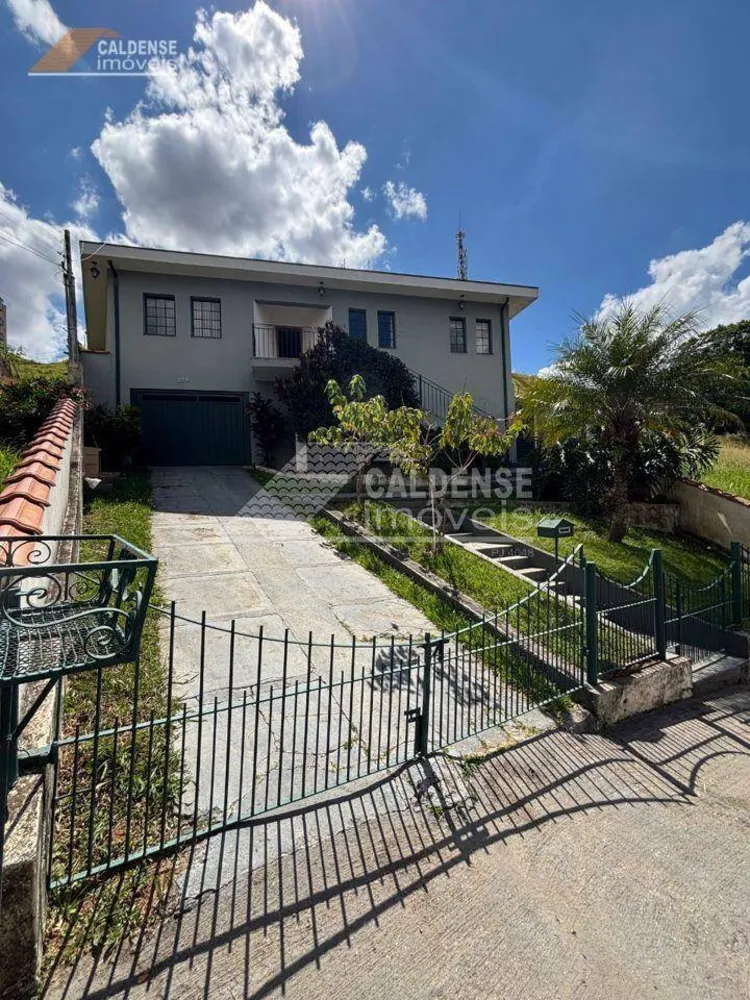 Casa, 3 quartos, 278 m² - Foto 1