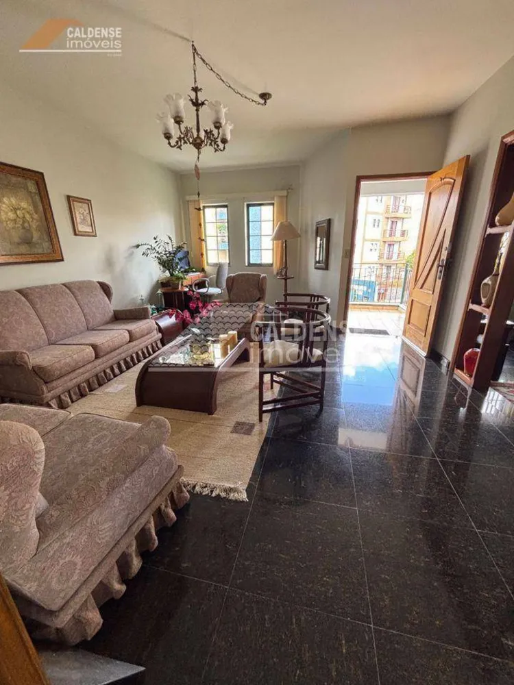 Casa, 3 quartos, 278 m² - Foto 2