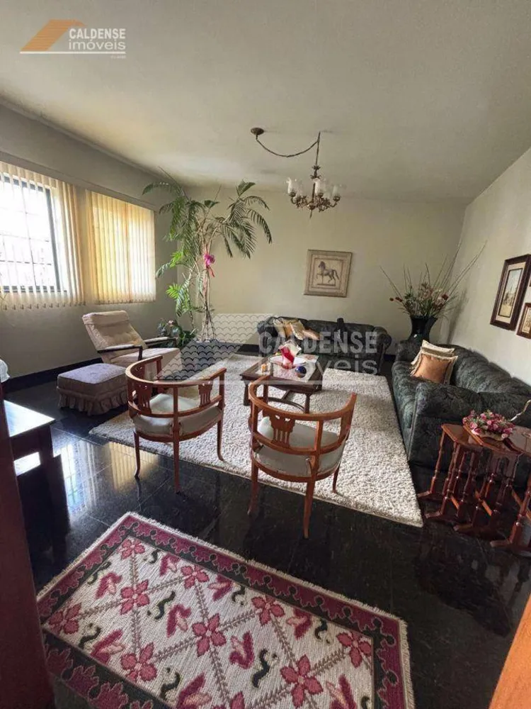 Casa, 3 quartos, 278 m² - Foto 3