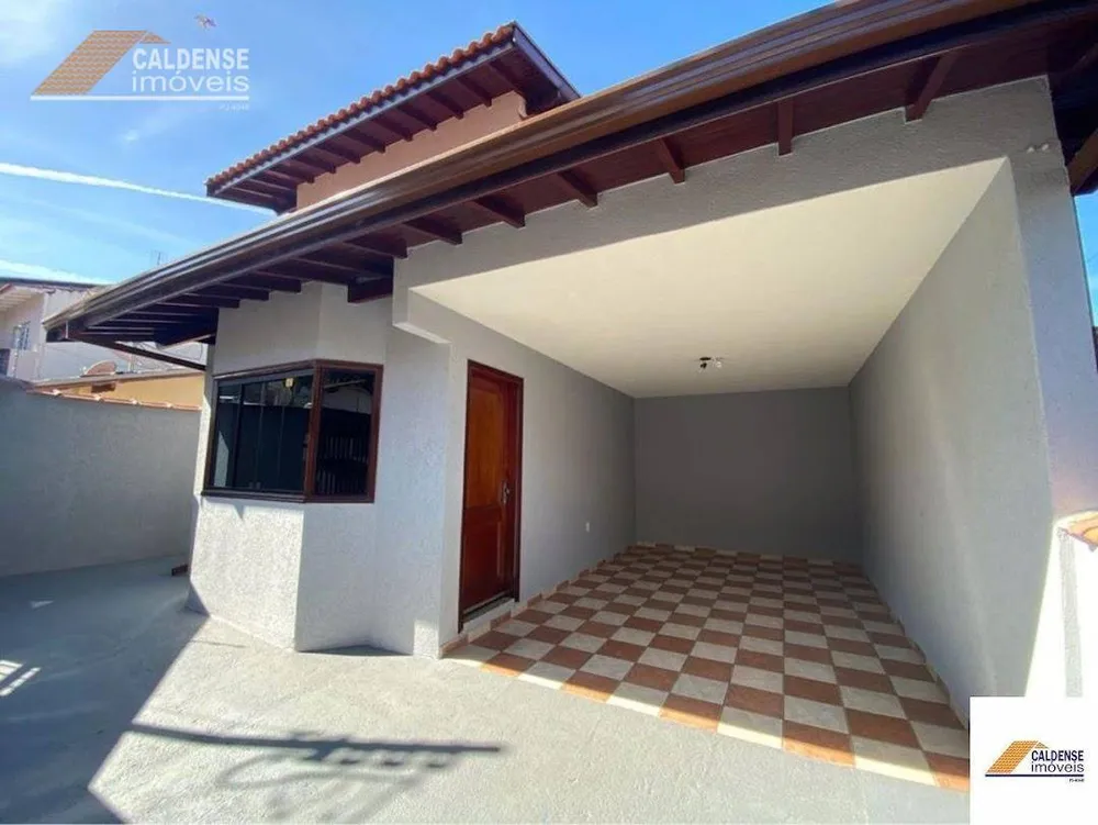 Casa, 4 quartos, 226 m² - Foto 1