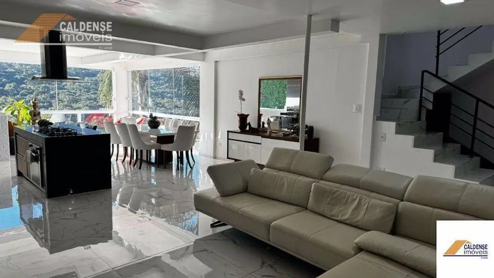 Casa, 4 quartos, 400 m² - Foto 1