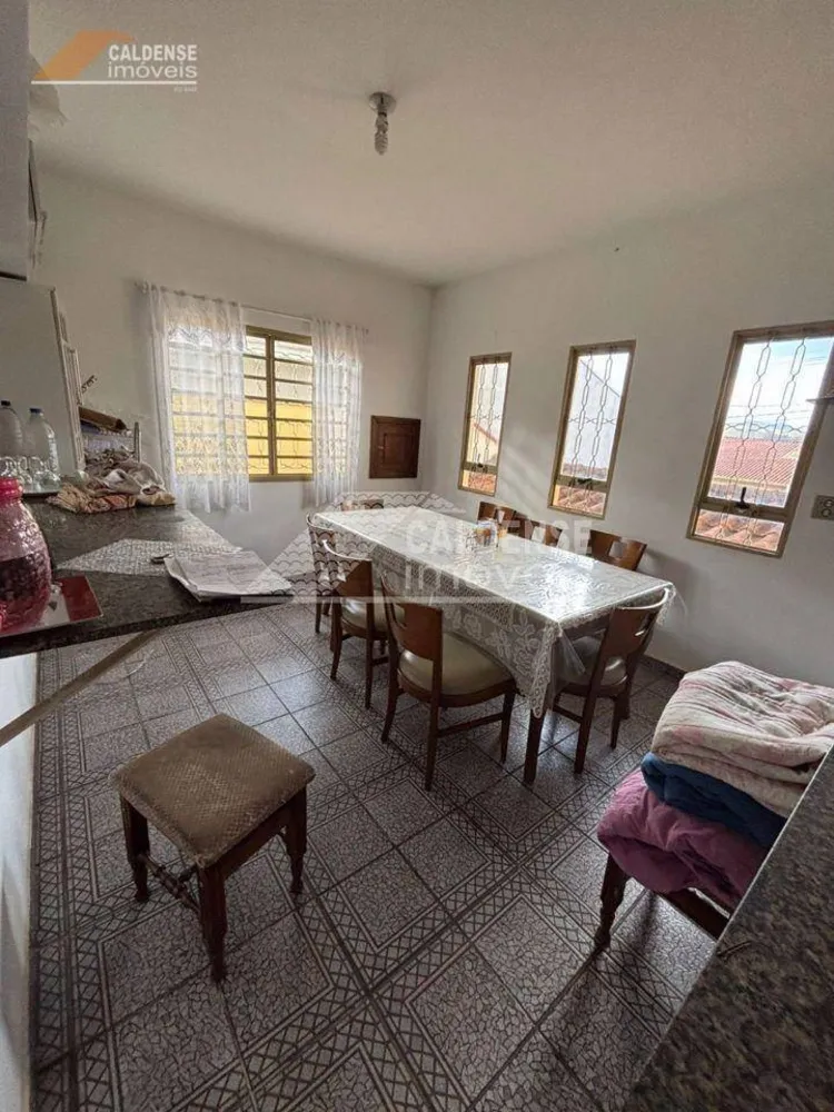 Casa, 4 quartos, 231 m² - Foto 2