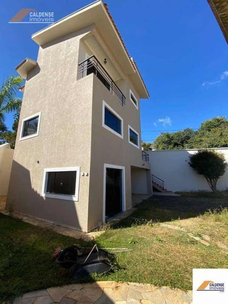 Casa, 4 quartos, 430 m² - Foto 1