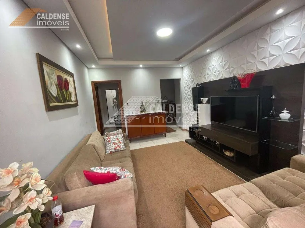 Casa, 3 quartos, 130 m² - Foto 2