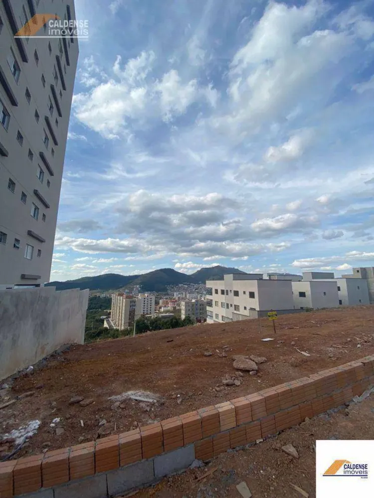 Terreno, 300 m² - Foto 1