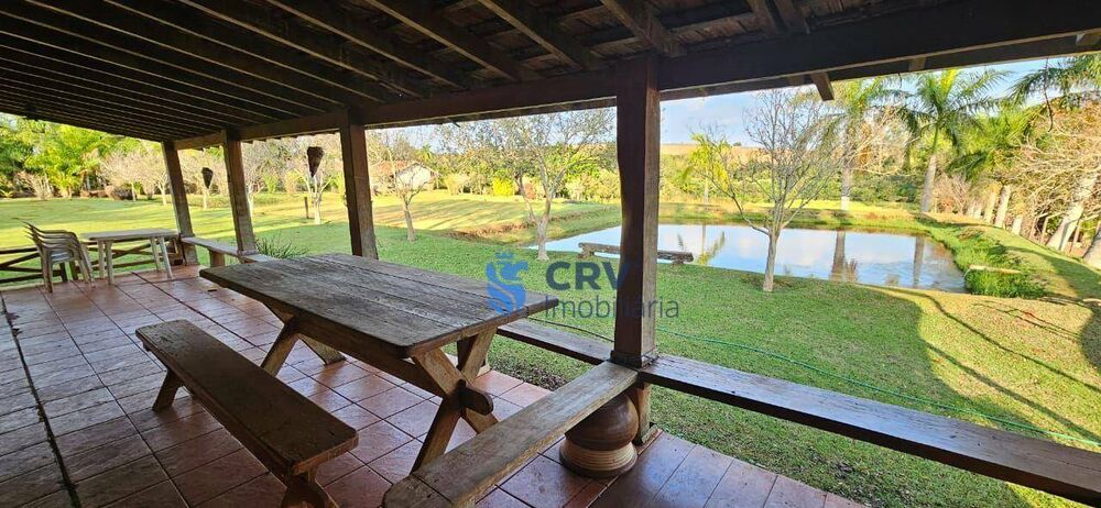 Chácara à venda com 2 quartos, 78m² - Foto 2