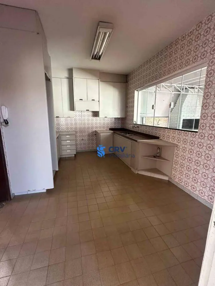 Casa, 4 quartos, 250 m² - Foto 6