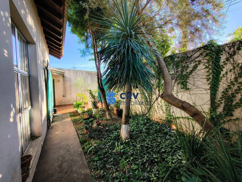 Casa, 4 quartos, 179 m² - Foto 2