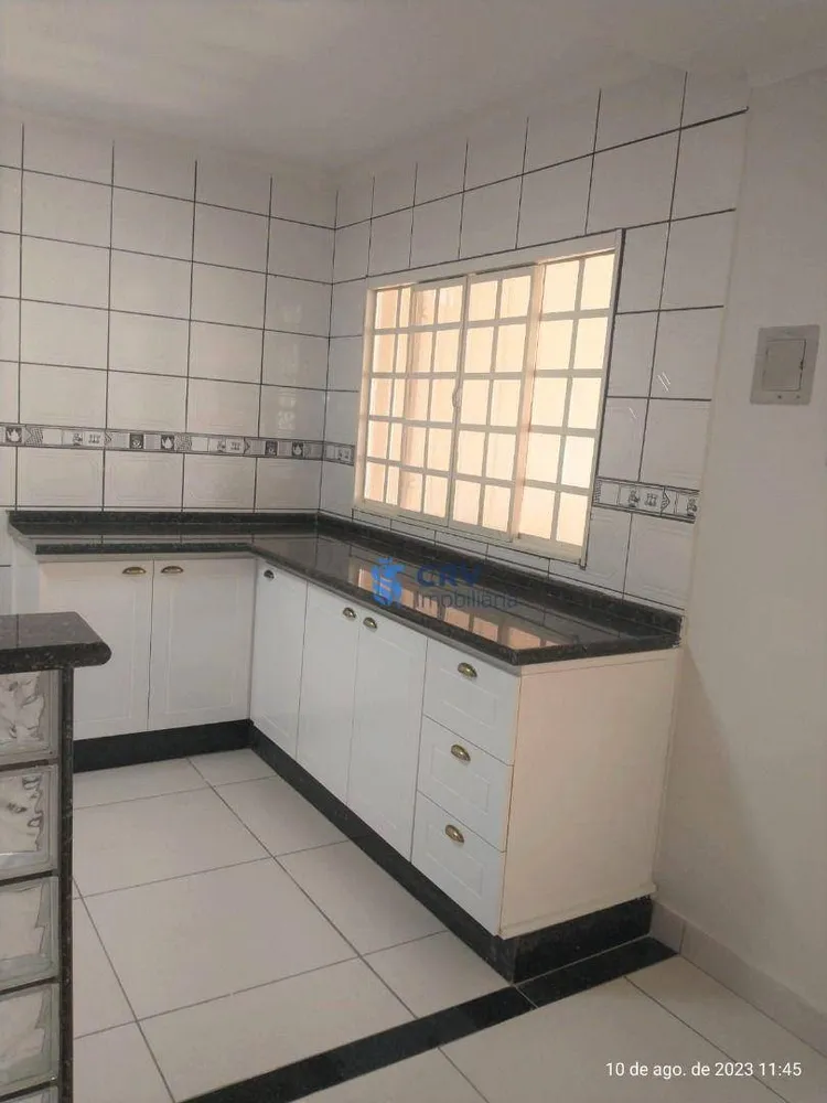 Casa, 3 quartos, 174 m² - Foto 2