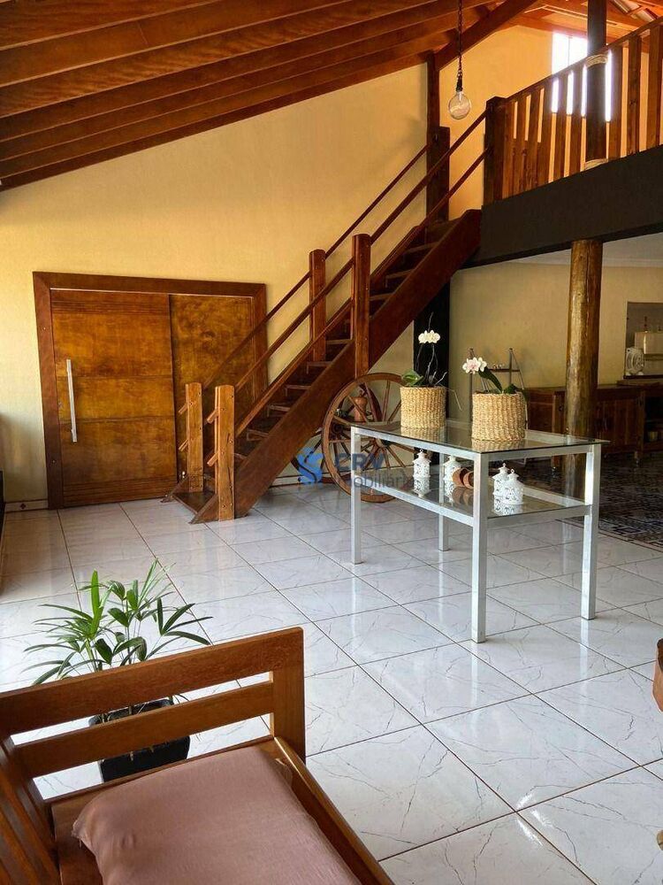Chácara à venda com 5 quartos, 500m² - Foto 8