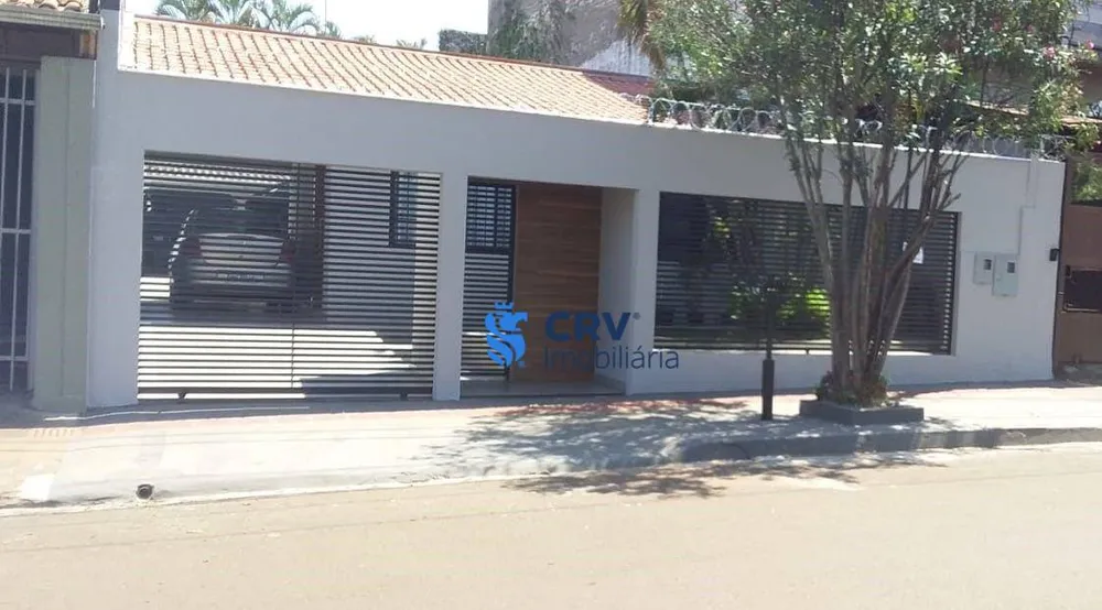 Casa, 4 quartos, 286 m² - Foto 1