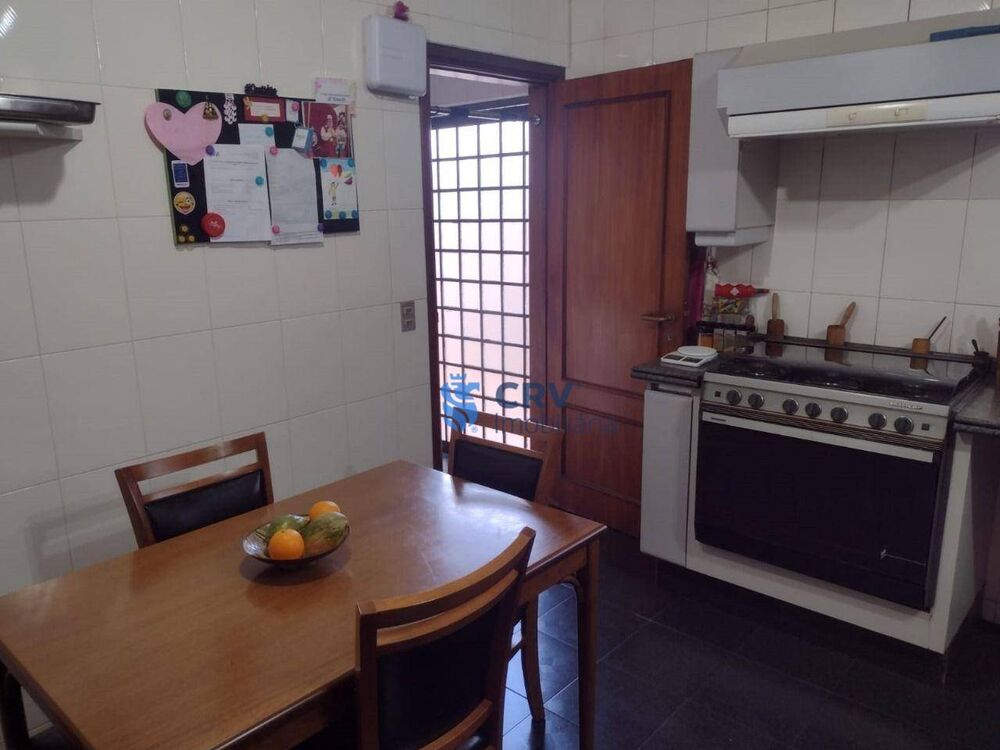 Casa, 4 quartos, 385 m² - Foto 4