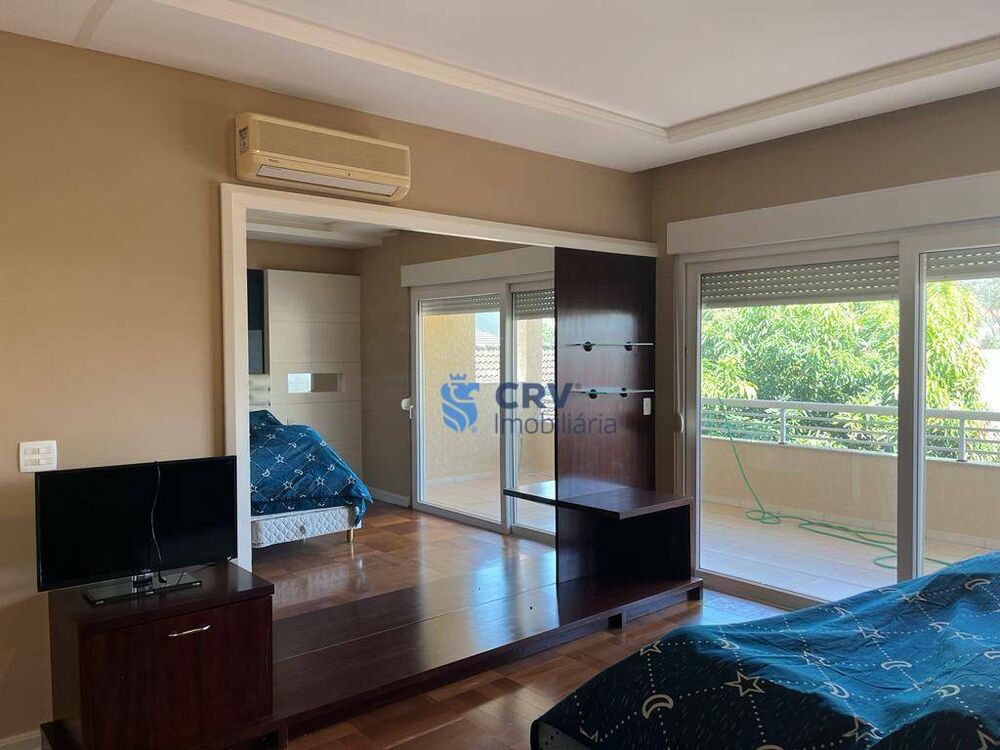 Sobrado à venda com 5 quartos, 1066m² - Foto 2