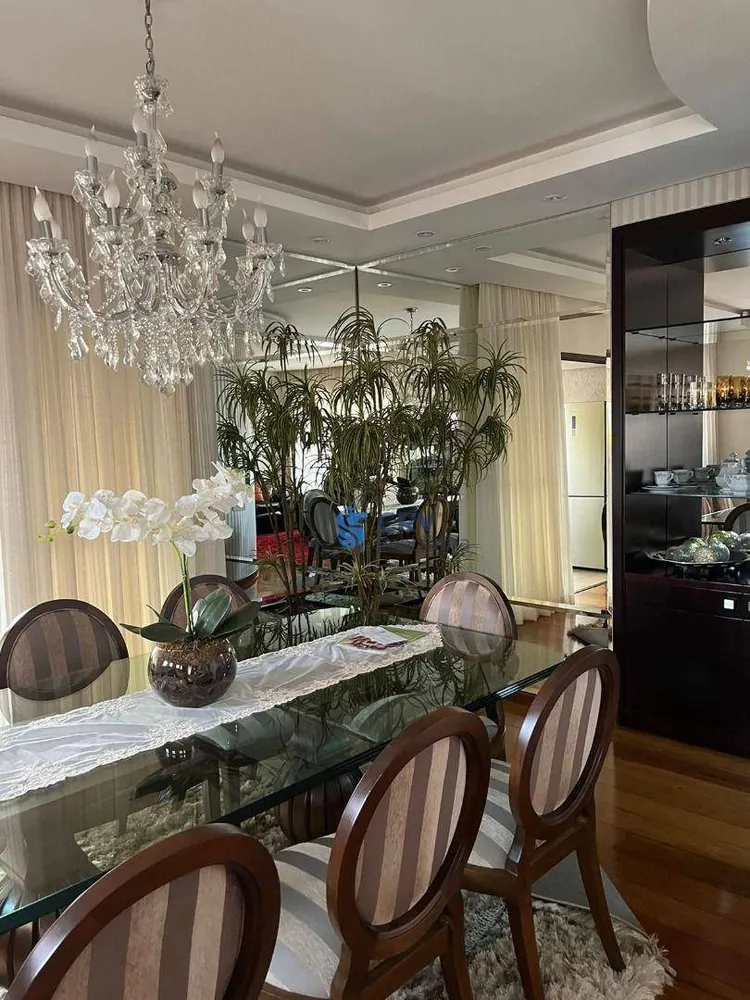 Apartamento, 3 quartos, 188 m² - Foto 2