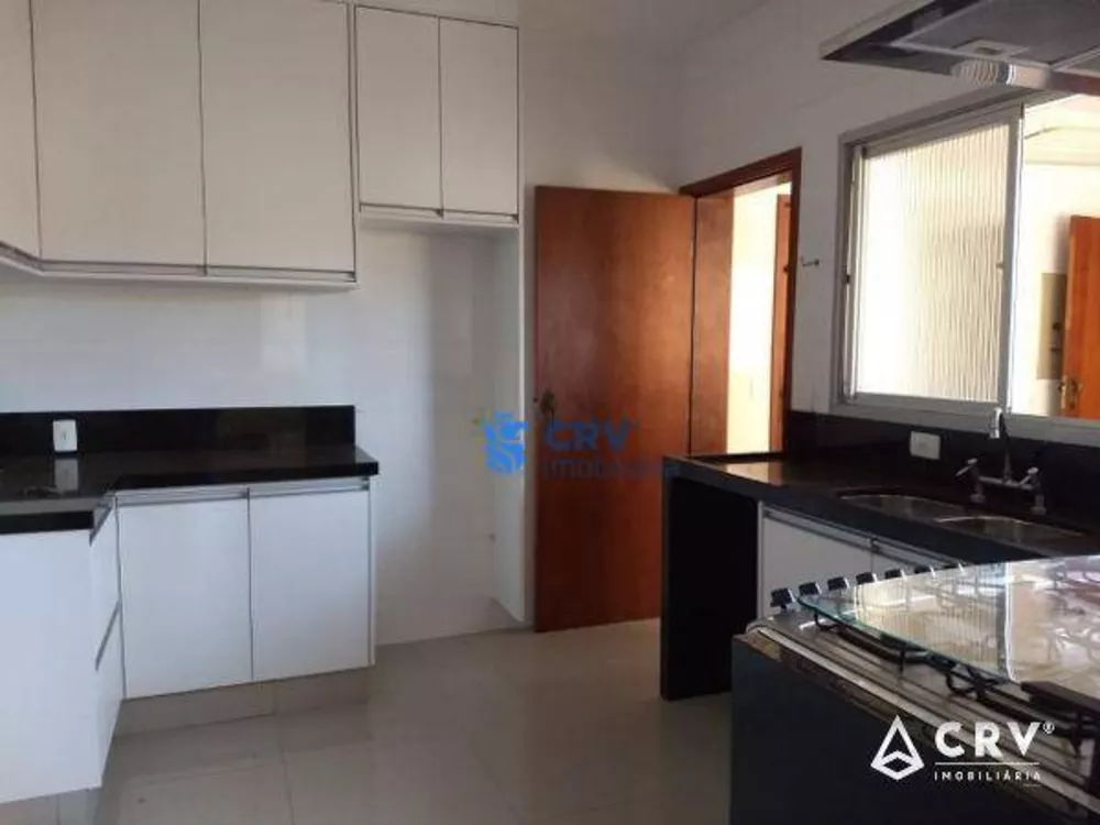 Apartamento à venda com 4 quartos, 184m² - Foto 7