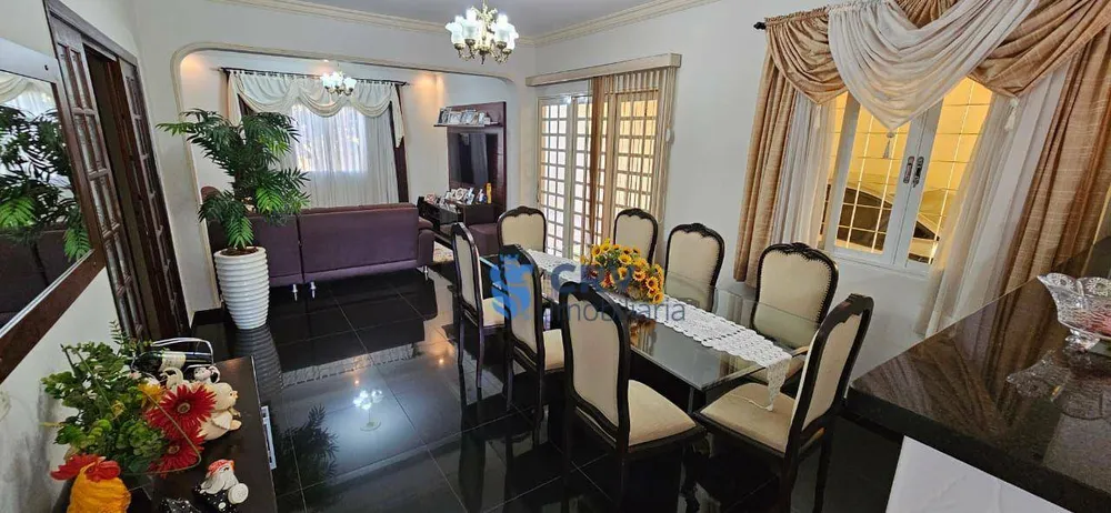 Casa, 3 quartos, 184 m² - Foto 3
