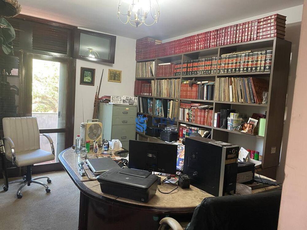 Sobrado à venda e aluguel com 3 quartos, 302m² - Foto 13