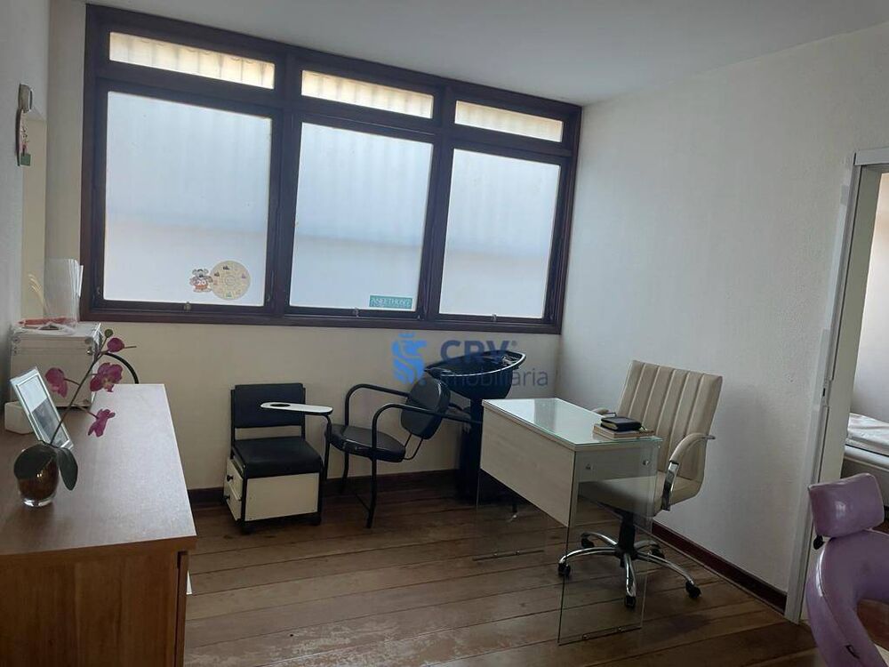 Sobrado à venda e aluguel com 3 quartos, 302m² - Foto 8