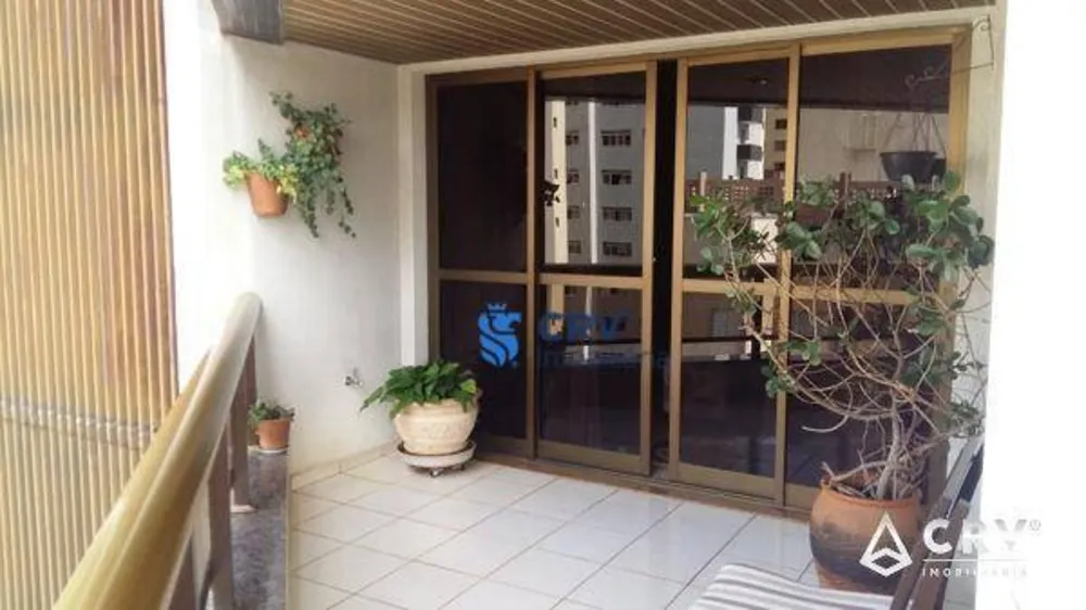 Apartamento, 3 quartos, 170 m² - Foto 2